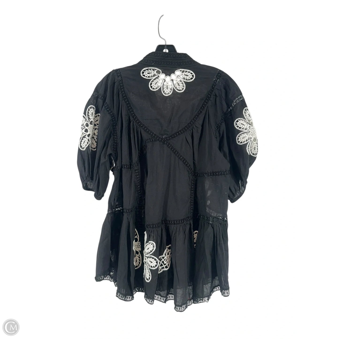 Top Short Sleeve By Forever That Girl In Black, Size: M