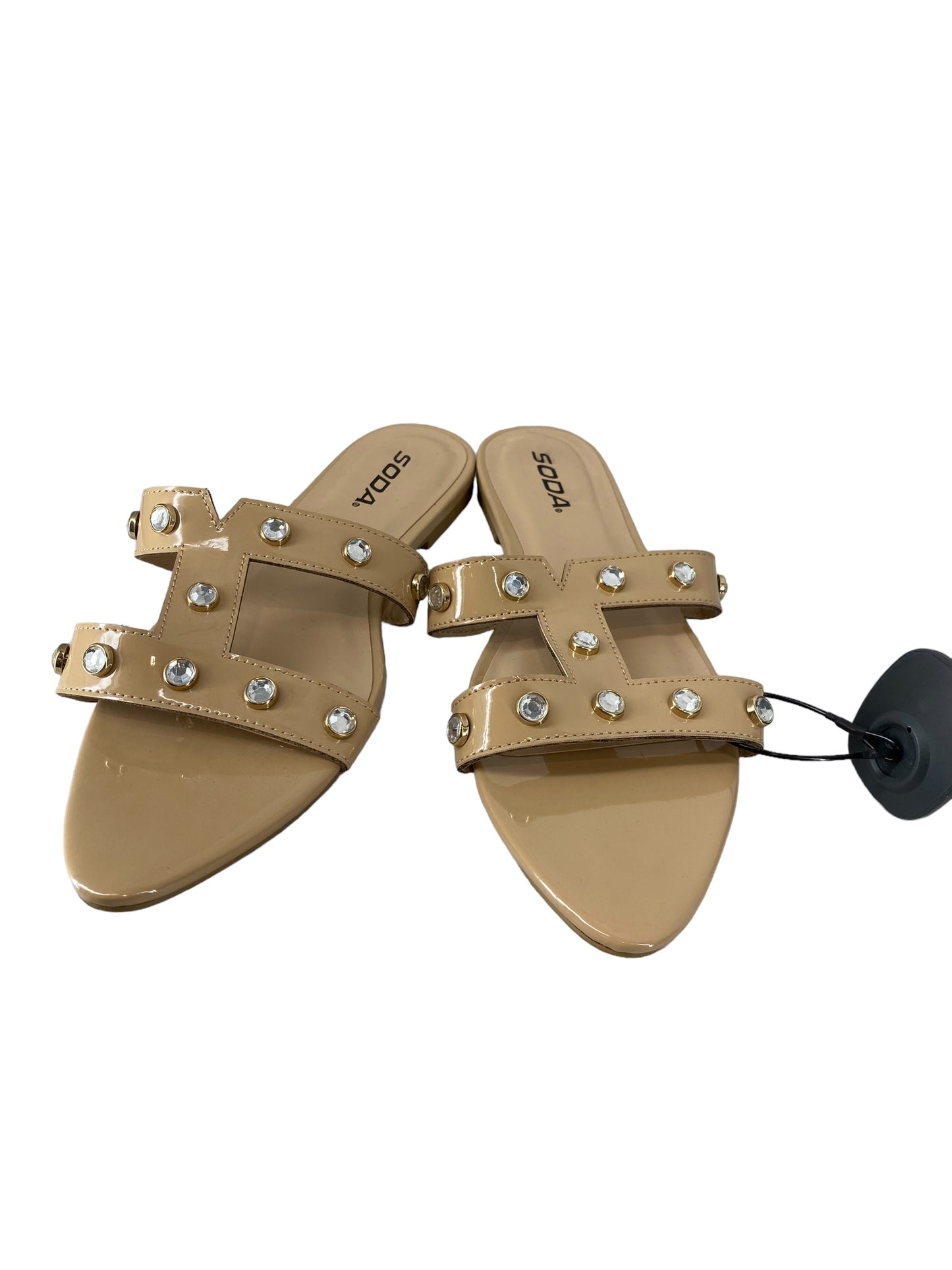 Tan Sandals Flats Soda, Size 9