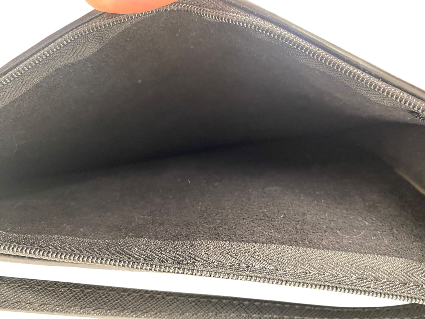 Wristlet By Calvin Klein Size: Medium