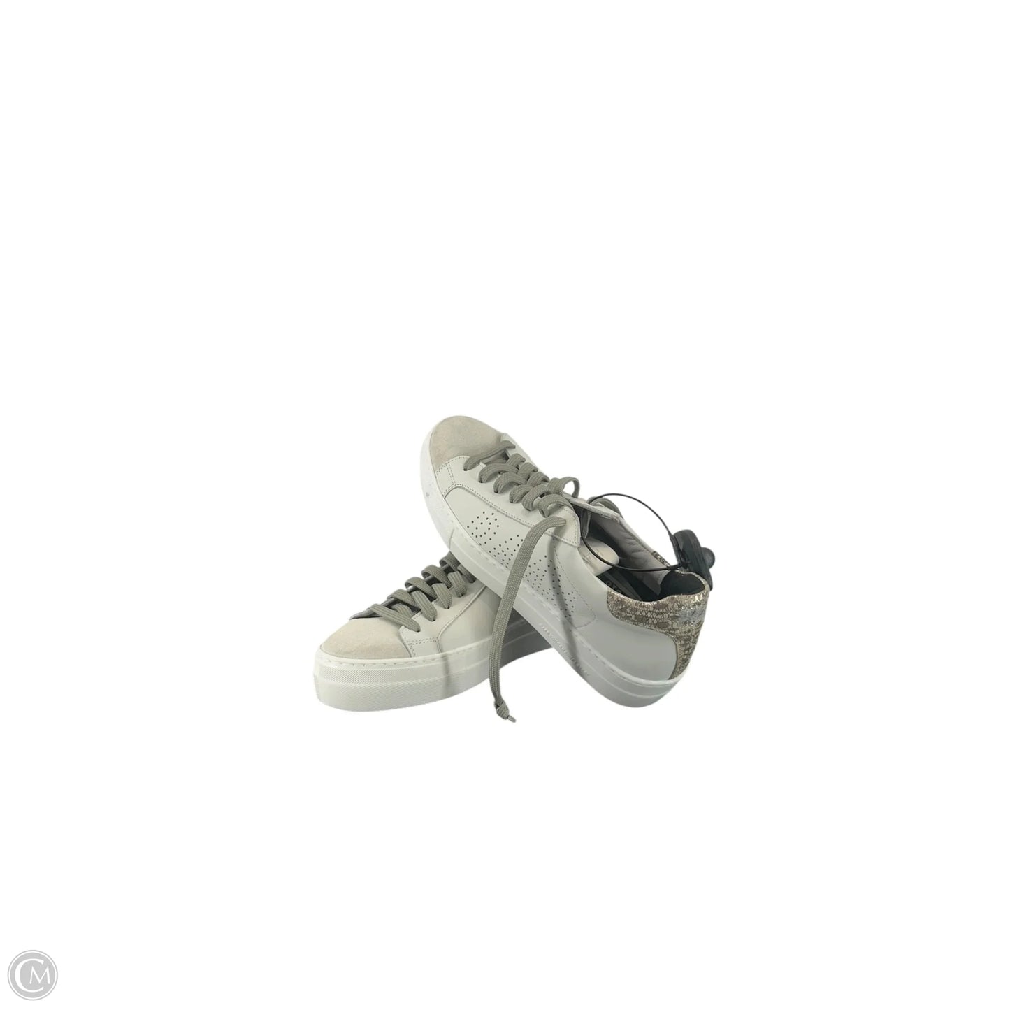 Shoes Sneakers By Clothes Mentor In White, Size: 6.5