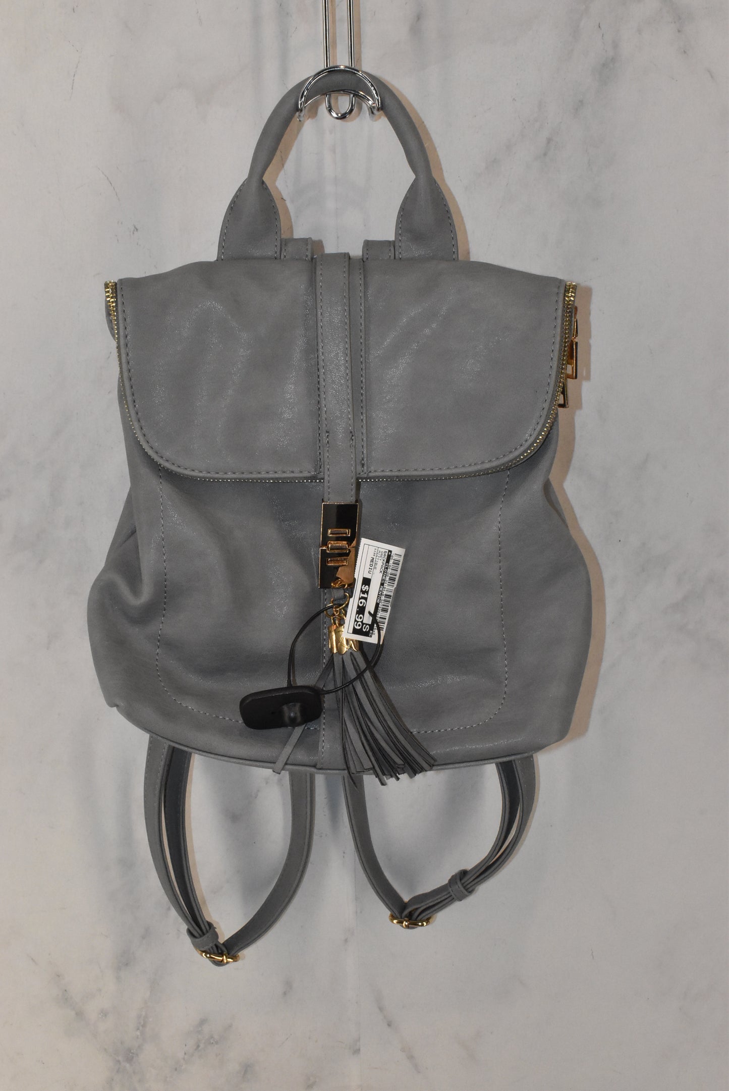 Backpack By Clothes Mentor Size: Medium