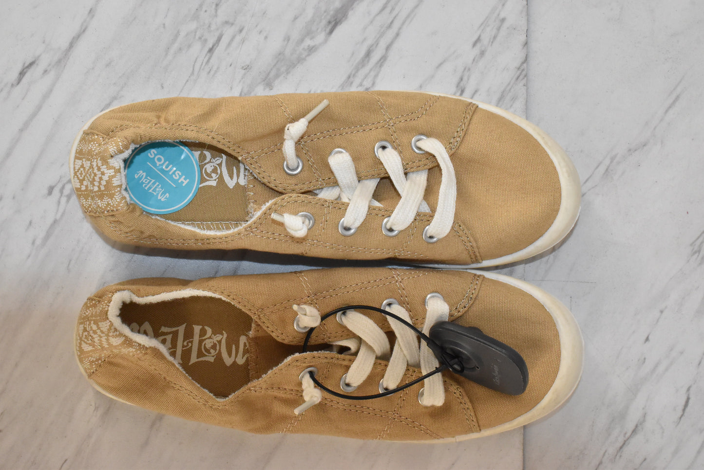 Shoes Sneakers By Mad Love Size: 7