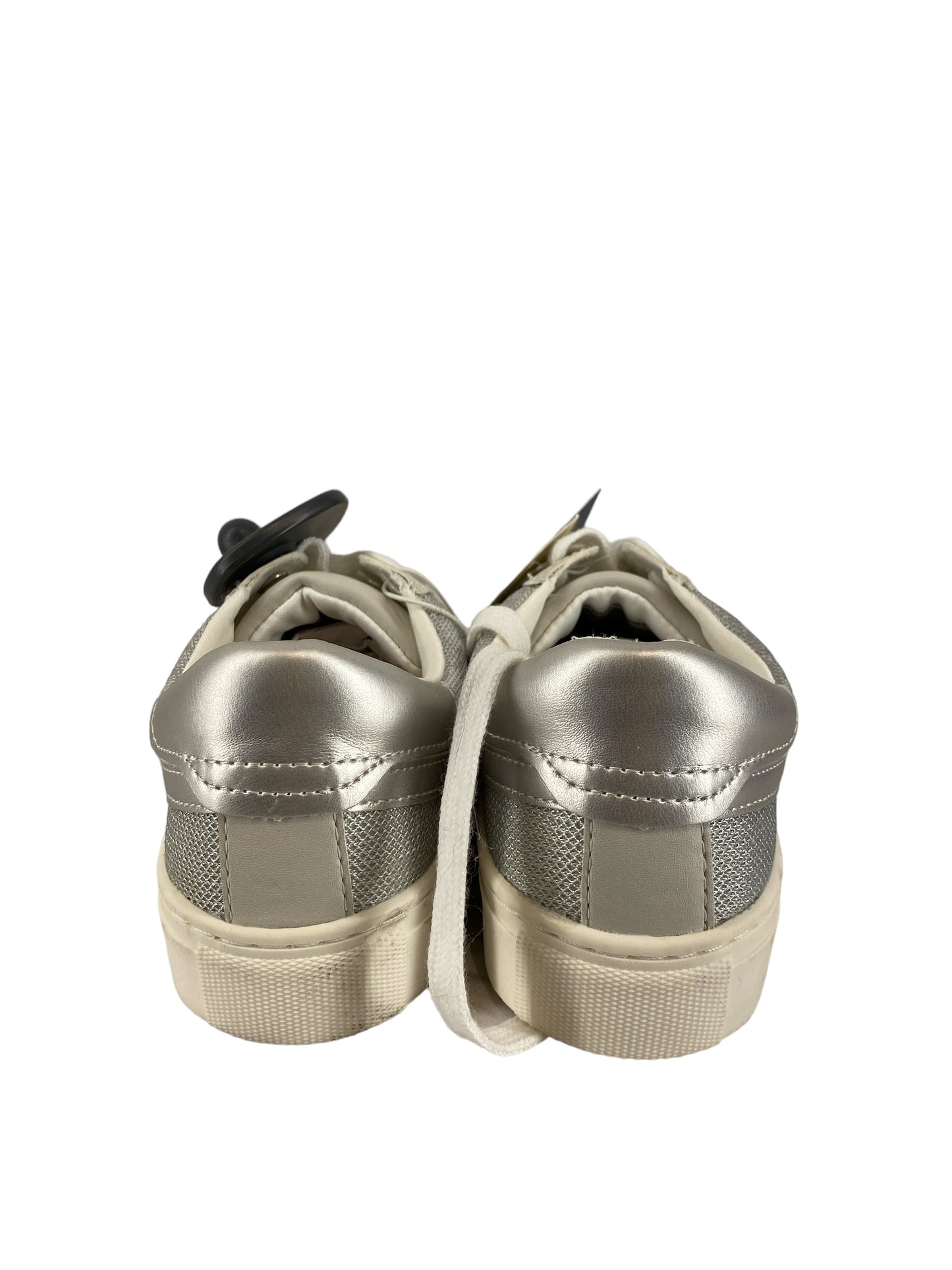 Shoes Sneakers By Universal Thread Size: 8.5