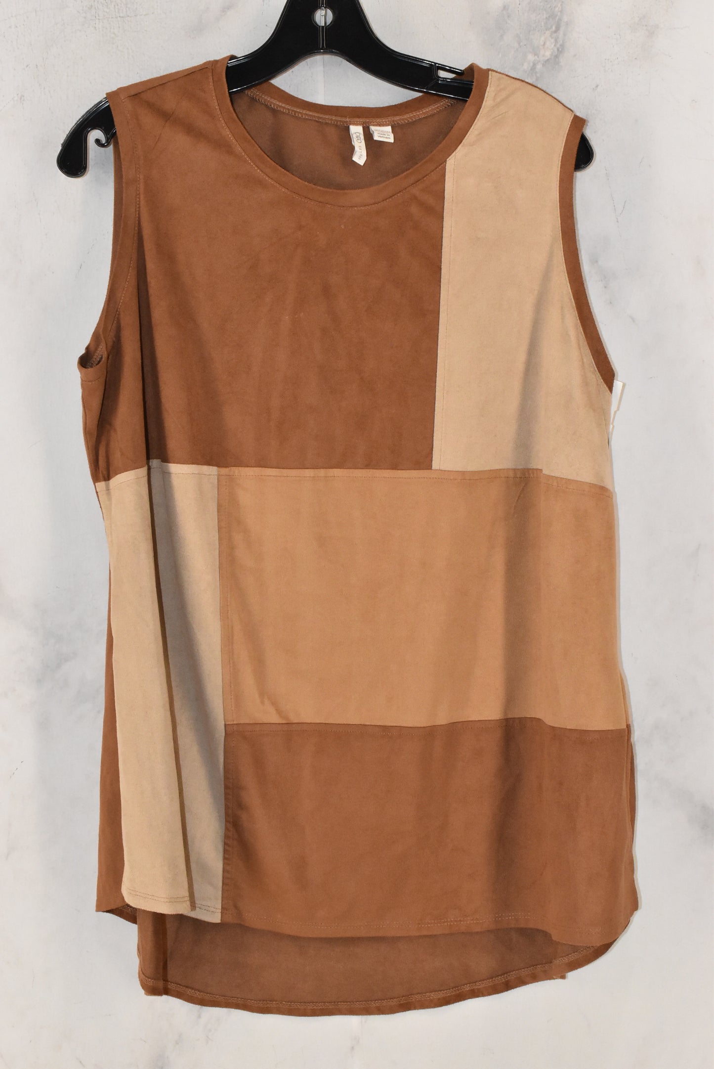 Tunic Sleeveless By Cato Size: 18