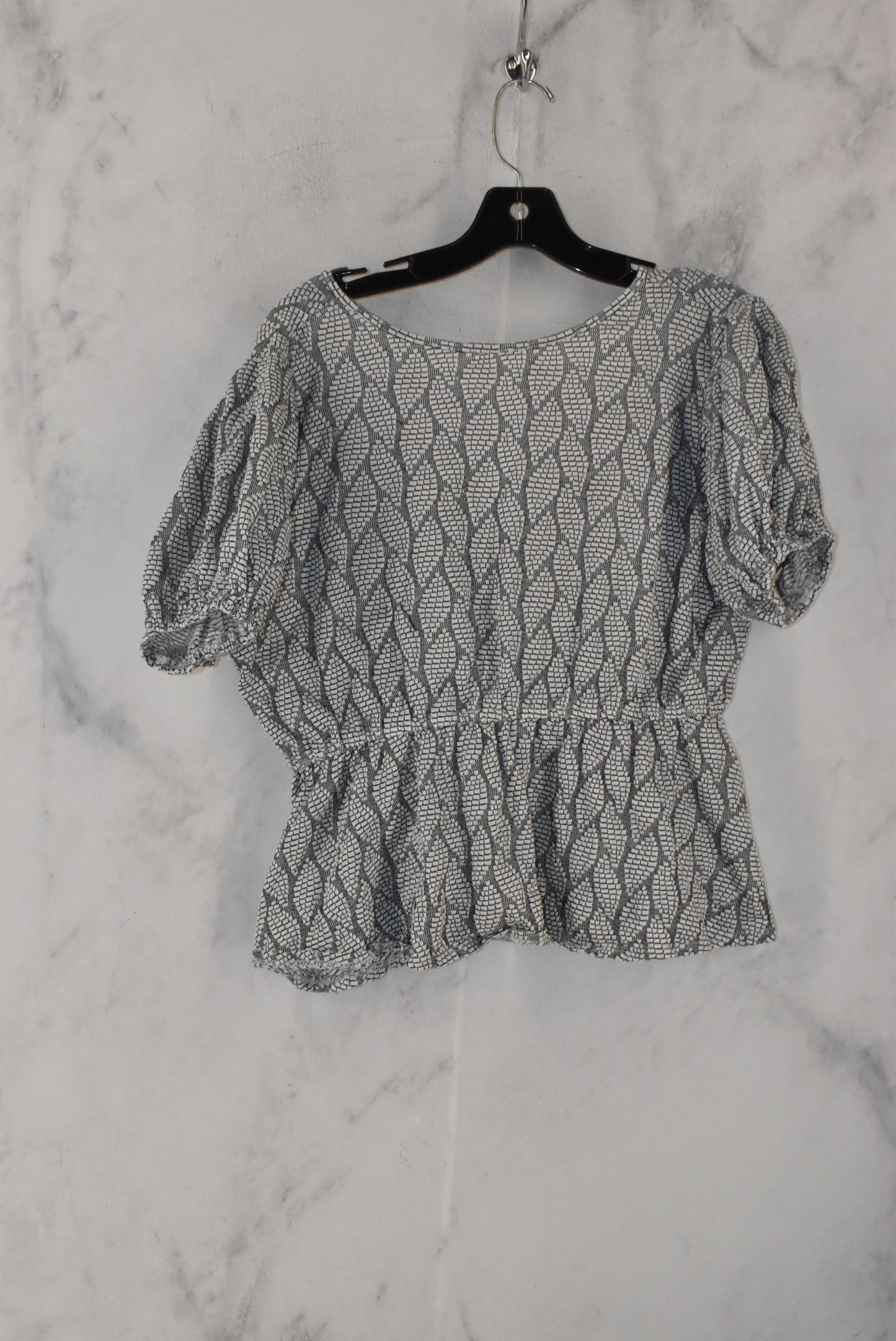 Top Short Sleeve By Clothes Mentor Size: 2x