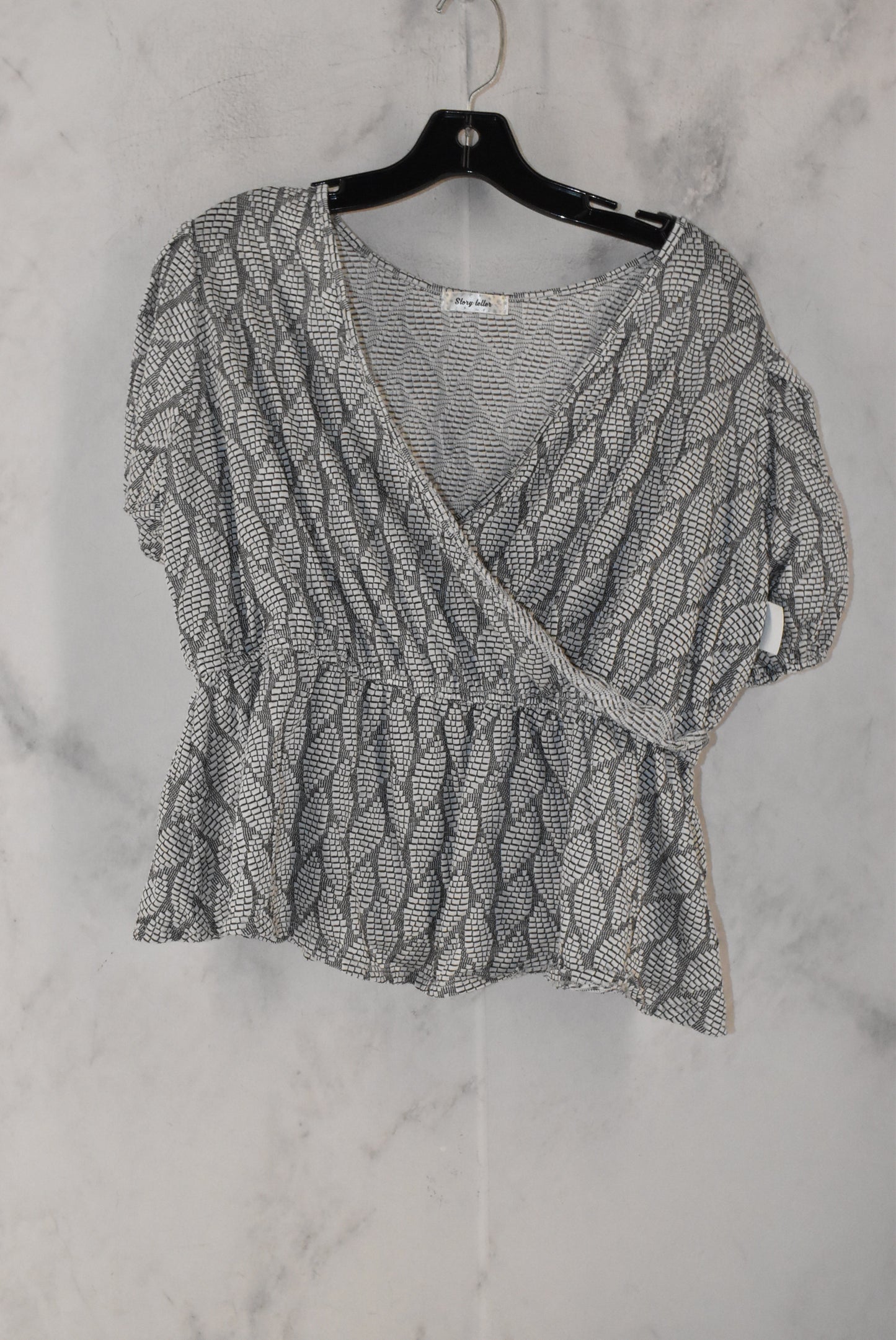 Top Short Sleeve By Clothes Mentor Size: 2x