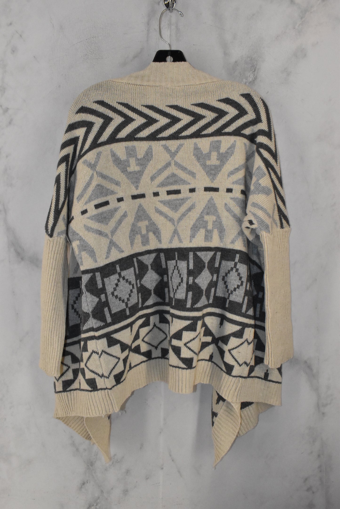 Sweater Cardigan By Clothes Mentor Size: S