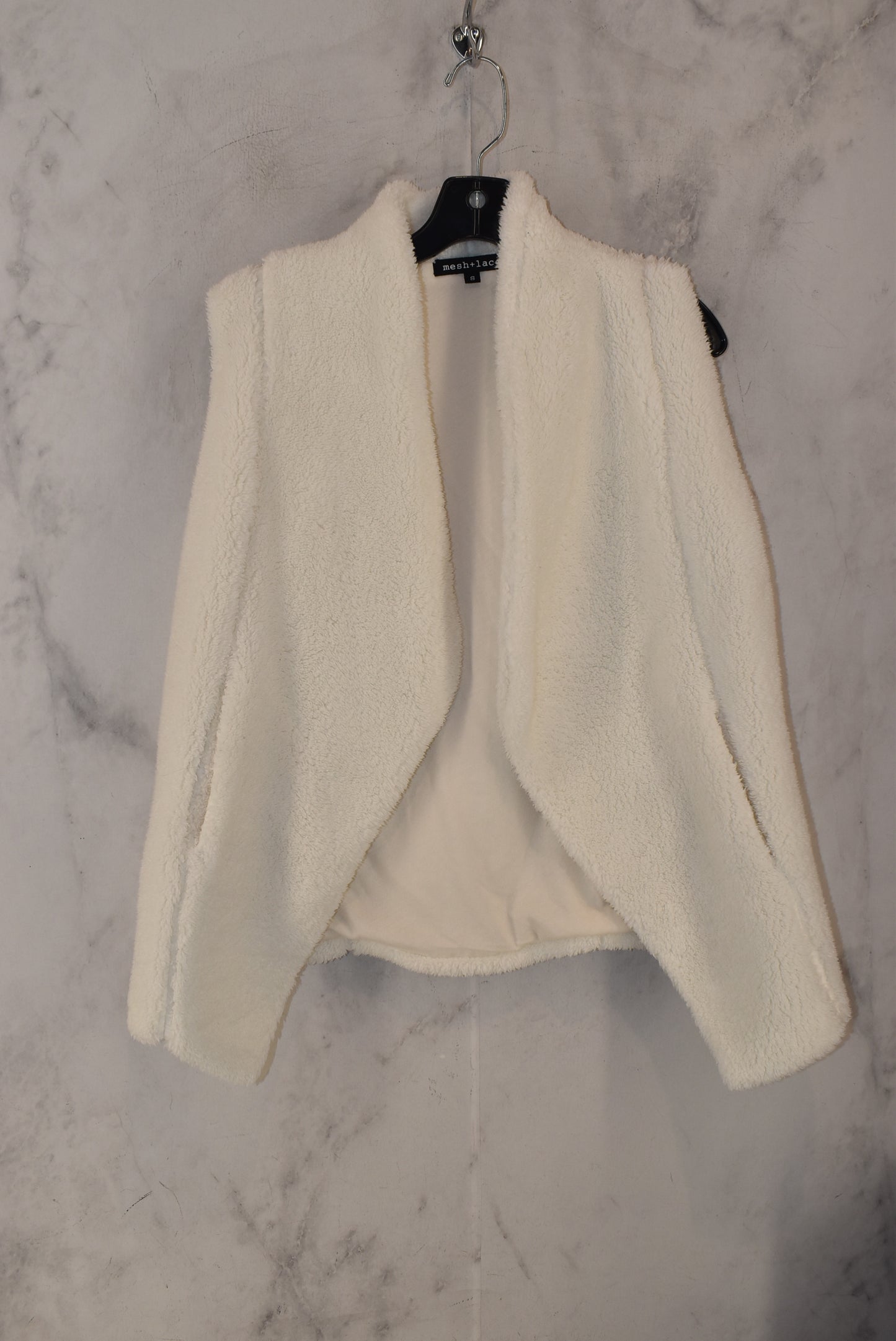 Vest Faux Fur & Sherpa By Clothes Mentor Size: S