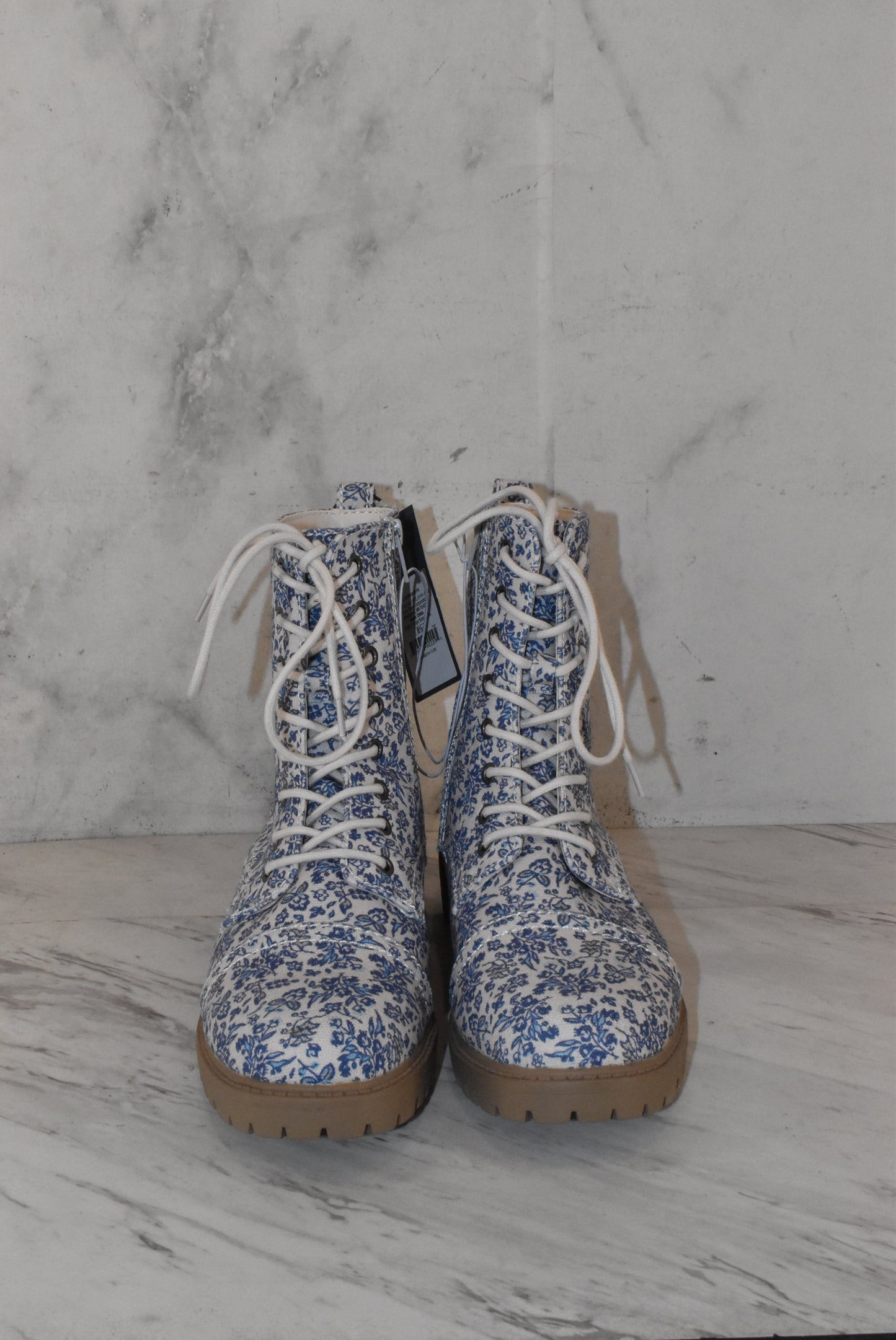 Boots Combat By Universal Thread Size: 8.5