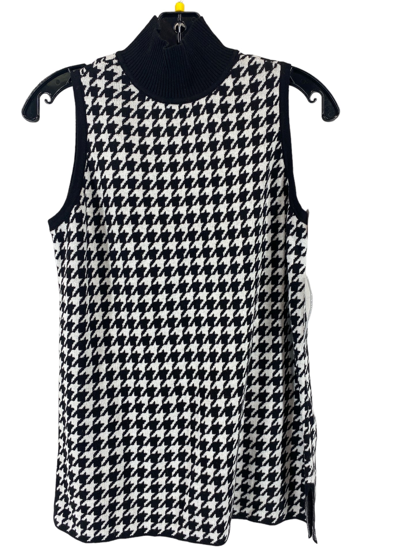 Top Sleeveless By Chicos Size: 0