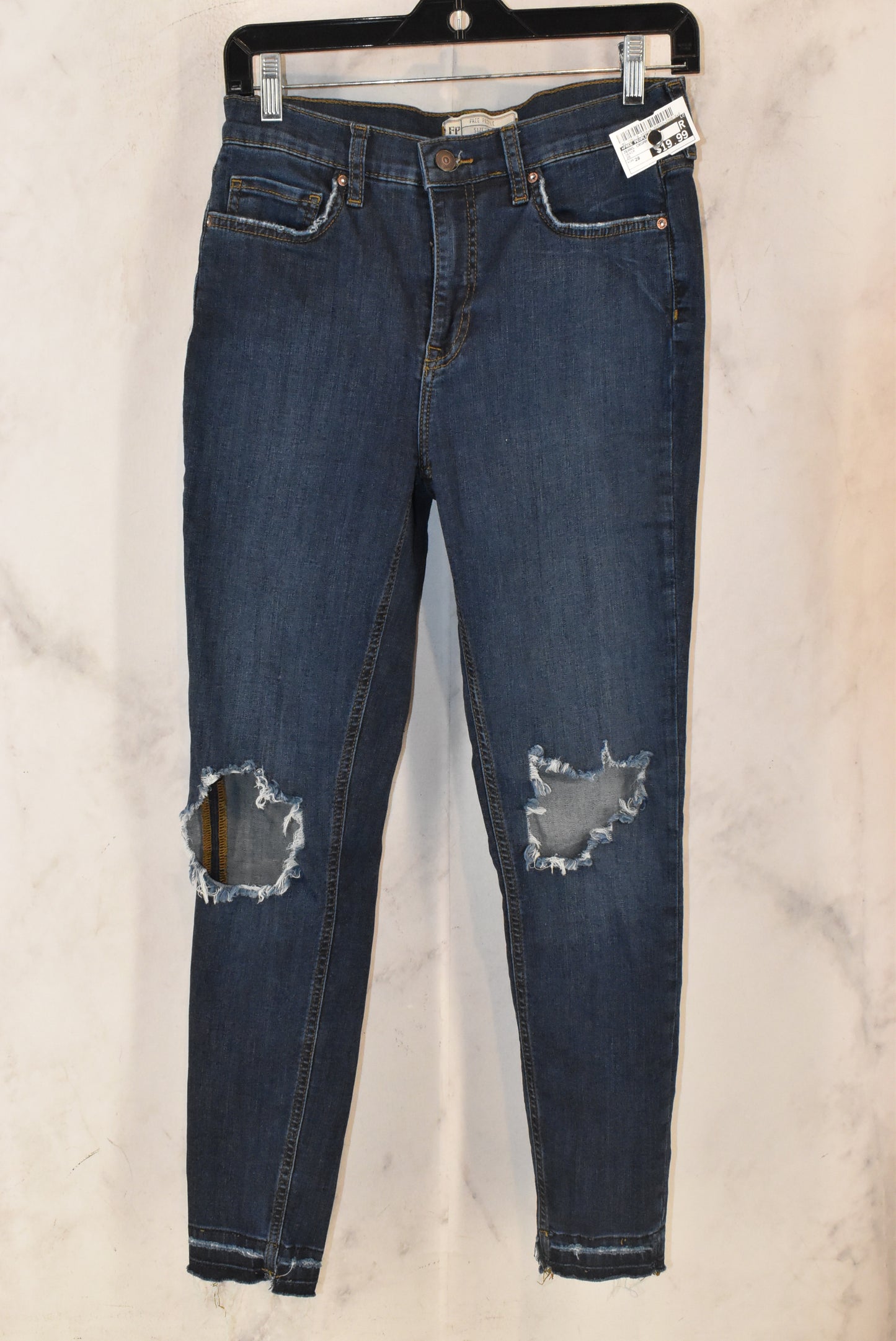 Jeans Cropped By Free People Size: 28