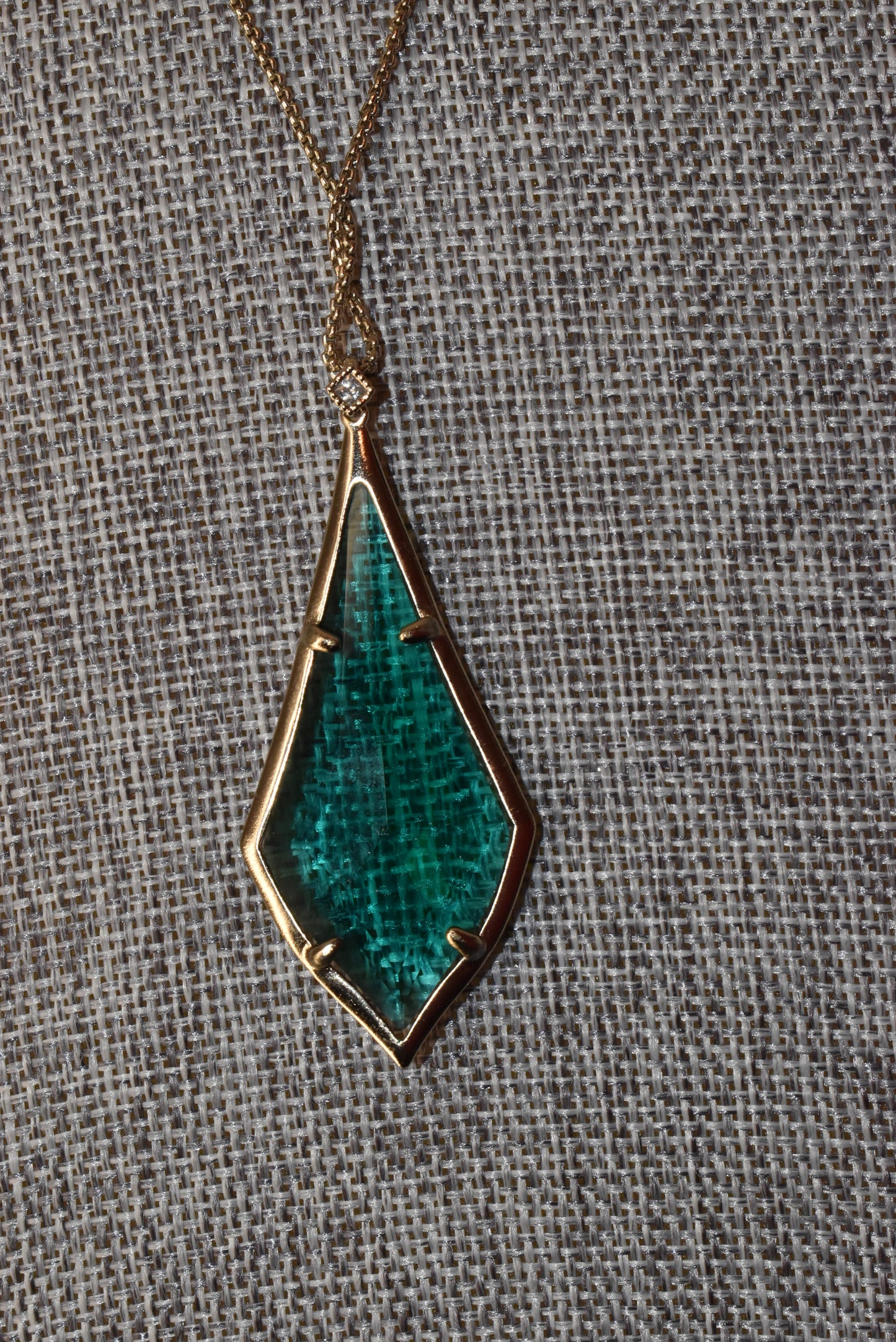 Necklace Designer By Kendra Scott
