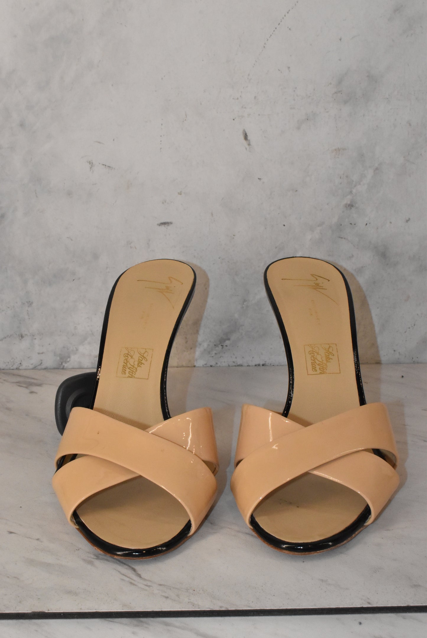 Shoes Heels Stiletto By Saks Fifth Avenue Size: 8.5