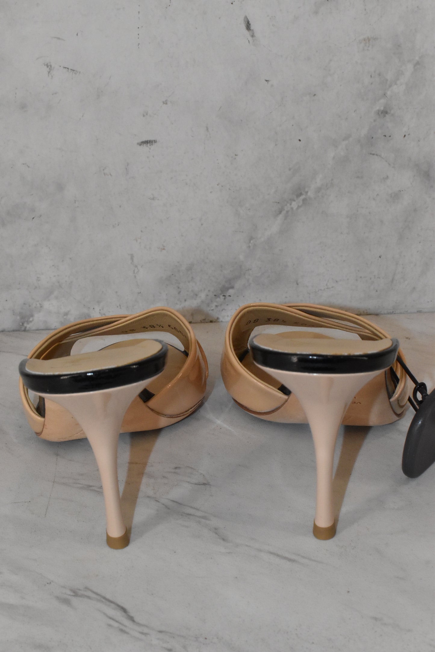 Shoes Heels Stiletto By Saks Fifth Avenue Size: 8.5