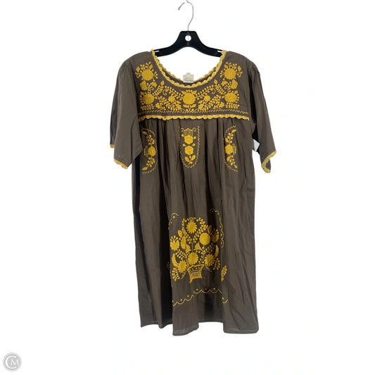 Dress Casual Short By Cmb In Brown, Size: M