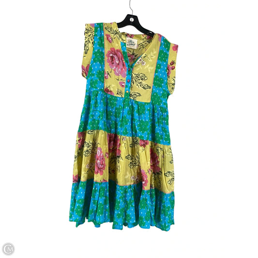 Dress Casual Short By Cmb In Multi-colored, Size: M