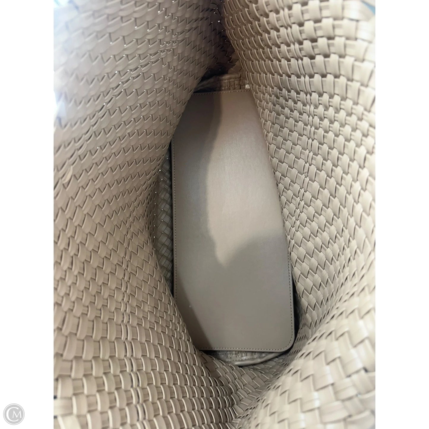 Handbag By Clothes Mentor, Size: Medium