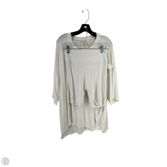 Shorts Set By Clothes Mentor In White, Size: S