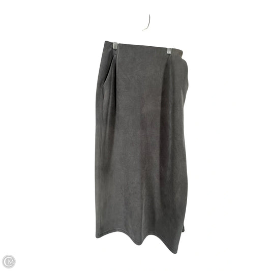 Skirt Midi By Lululemon In Grey, Size: 6