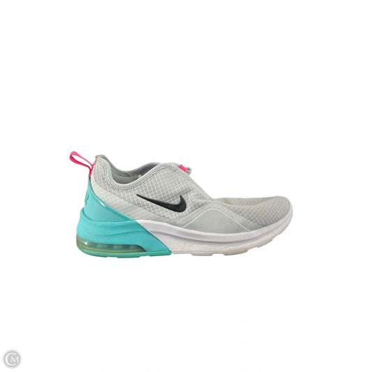 Shoes Athletic By Nike In Grey, Size: 8.5