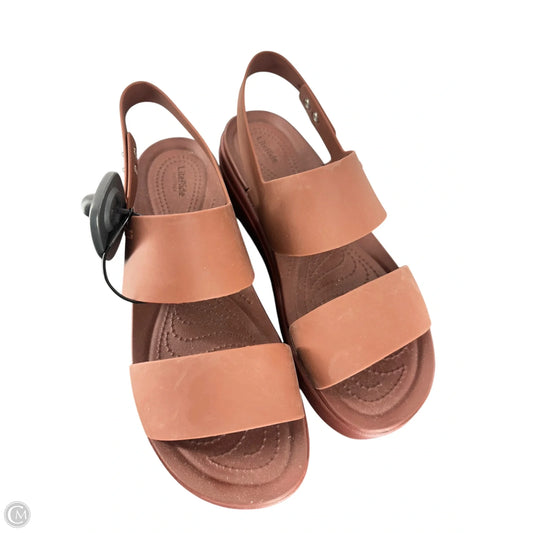 Sandals Heels Platform By Crocs In Brown, Size: 11
