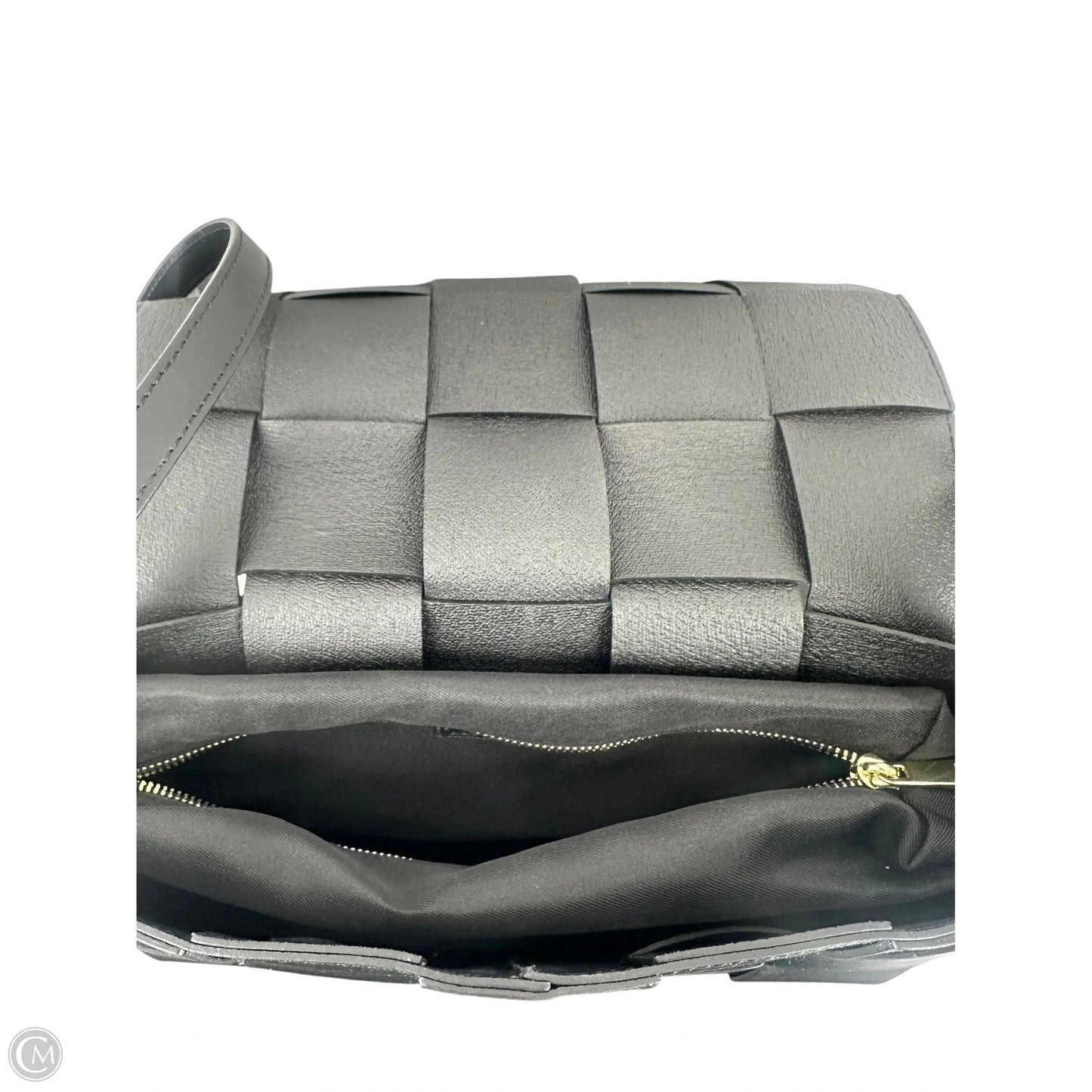 Handbag Leather By Clothes Mentor, Size: Medium