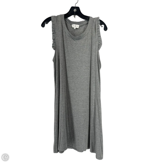 Dress Casual Short By Thyme And Honey In Grey, Size: L