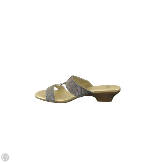Sandals Heels Kitten By Jones New York In Gold & Silver, Size: 10
