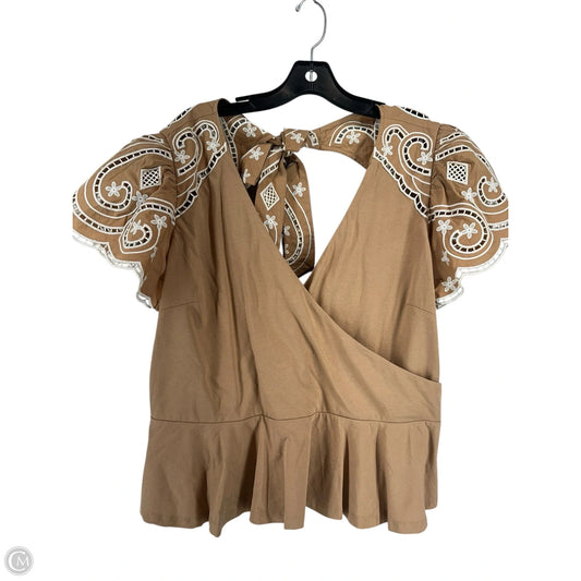 Top Short Sleeve By Express In Tan & White, Size: Xl