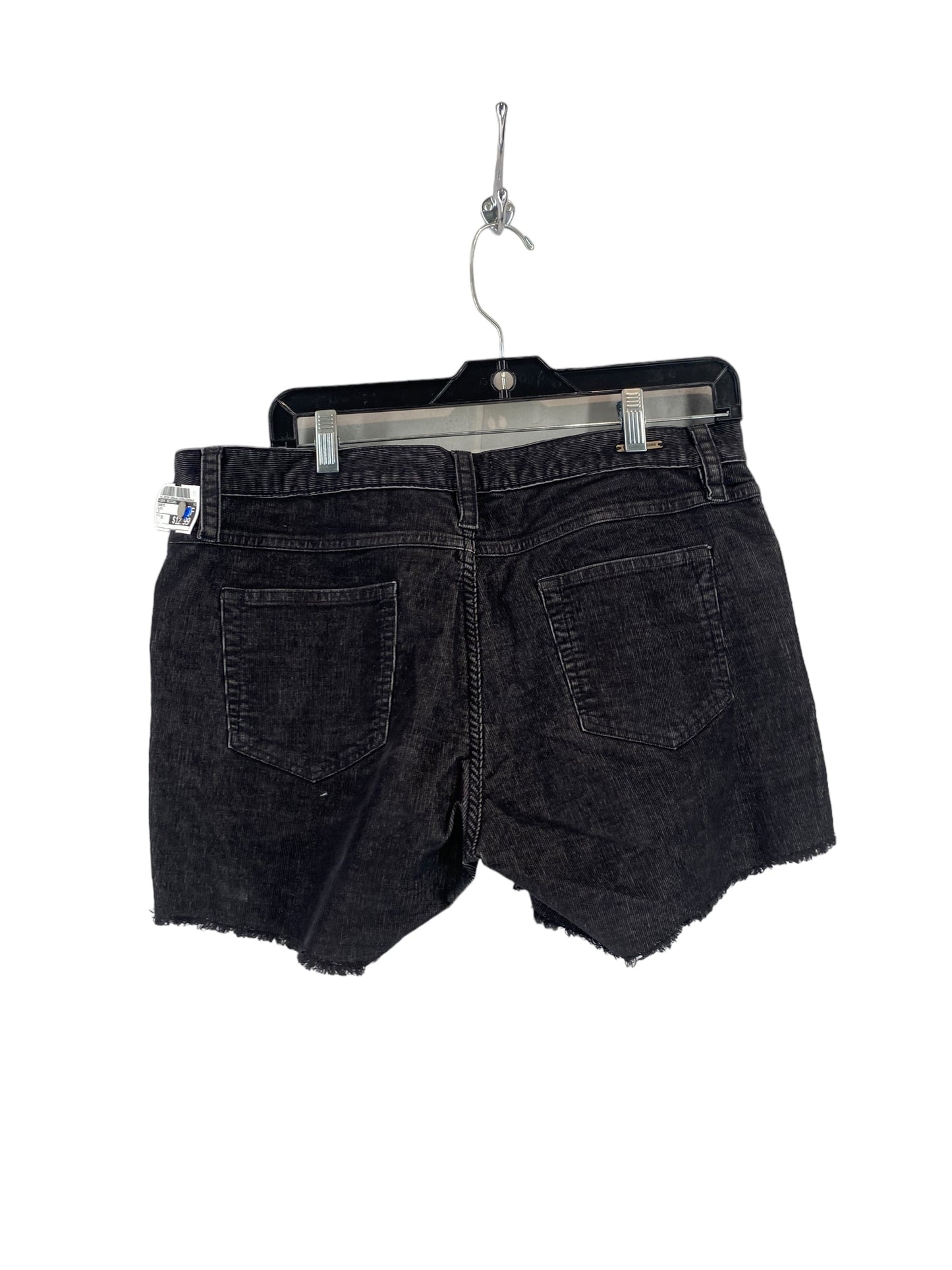 Black Shorts Carve Designs, Size 10