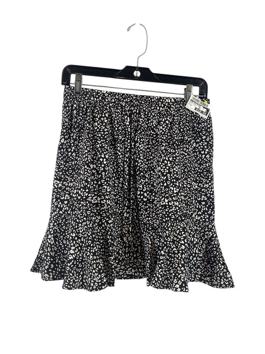 Skirt Mini & Short By Clothes Mentor In Black & White, Size: M