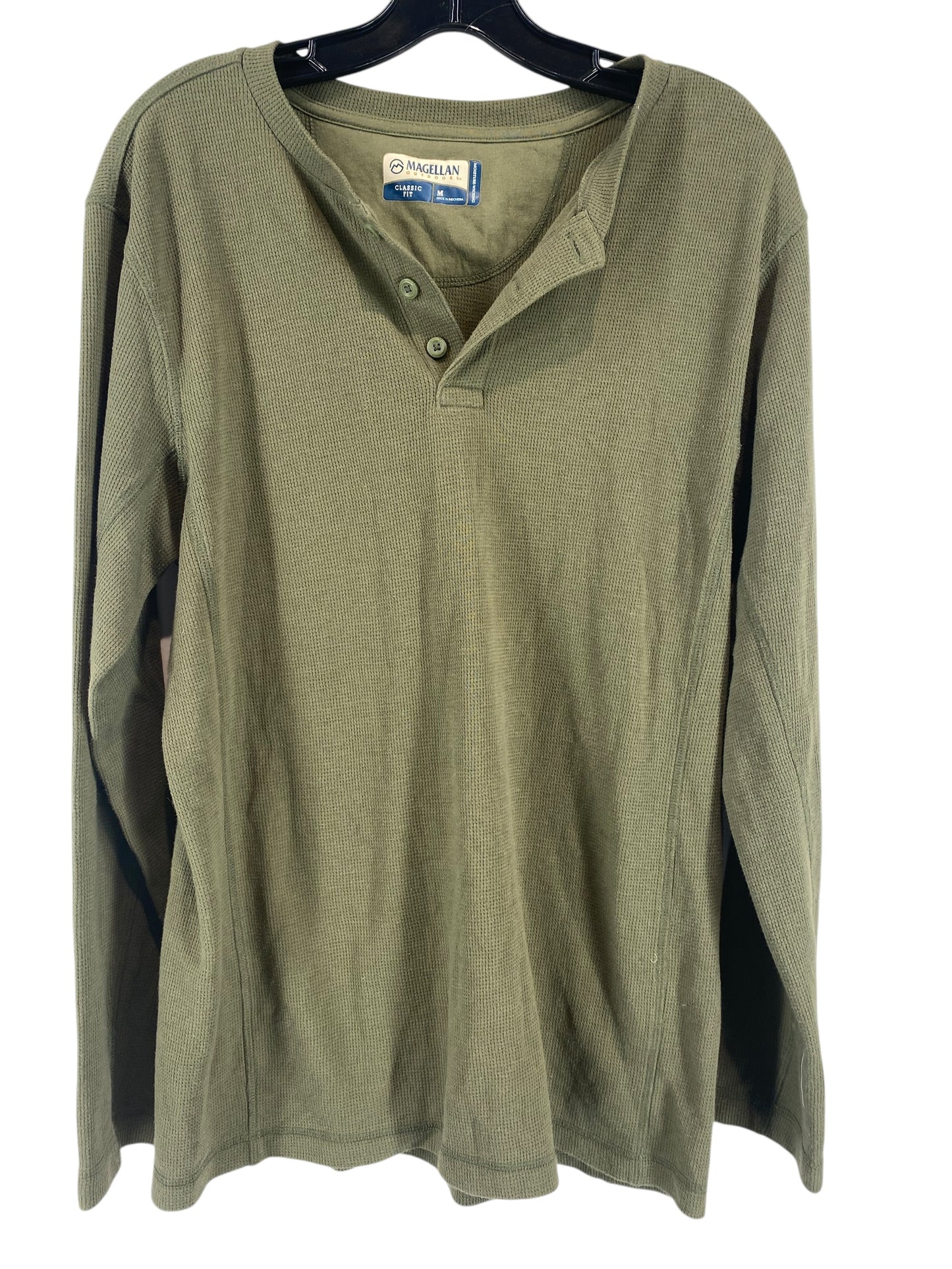 Top Long Sleeve By Magellan In Green, Size: M