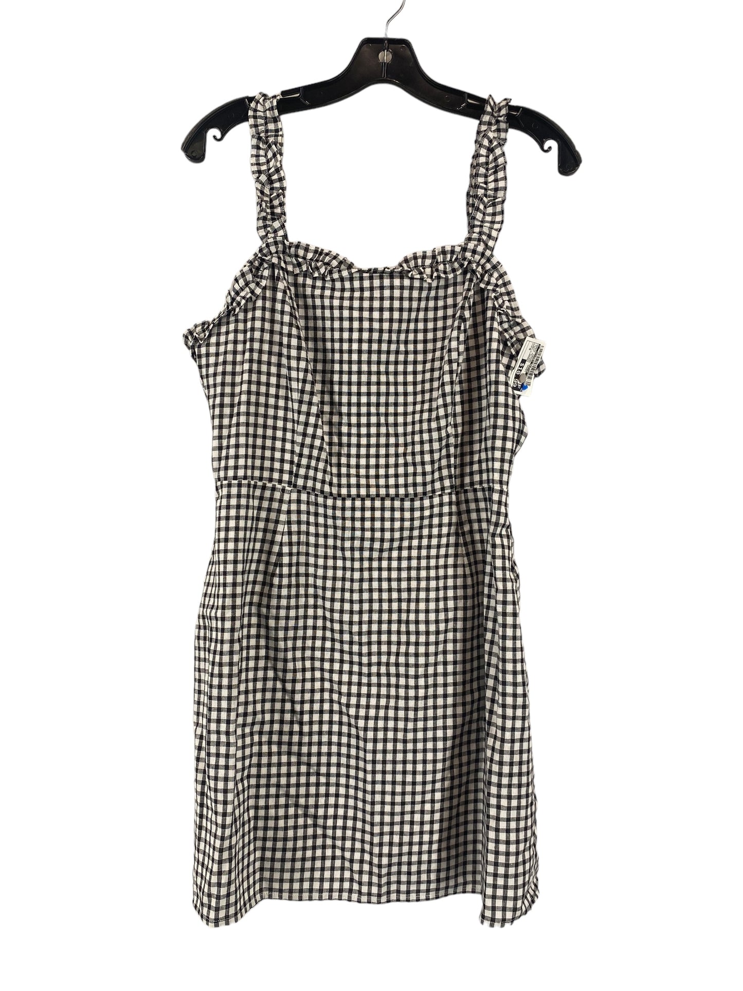 Dress Casual Short By Clothes Mentor In Plaid Pattern, Size: M