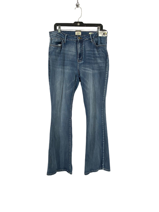 Jeans Flared By Clothes Mentor In Blue Denim, Size: 15