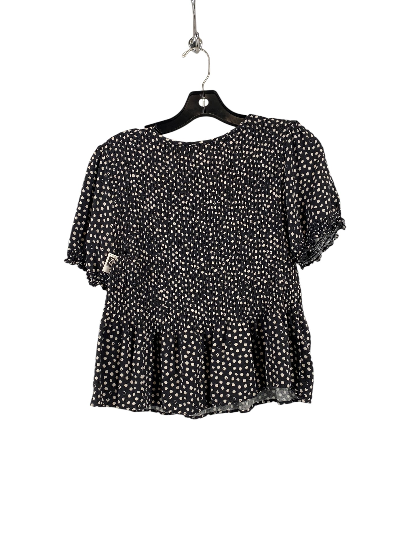 Top Short Sleeve By Urban Romantics  Size: L