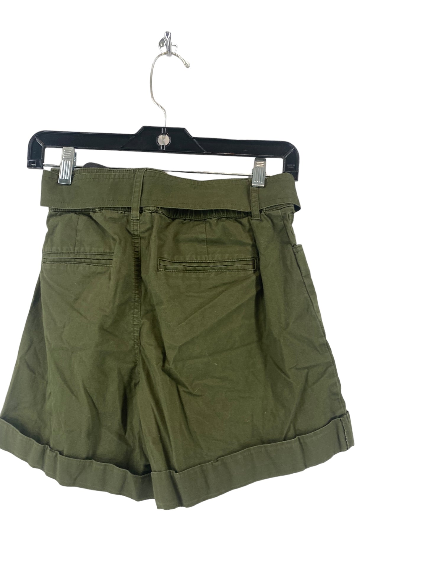 Green Shorts Clothes Mentor, Size 6