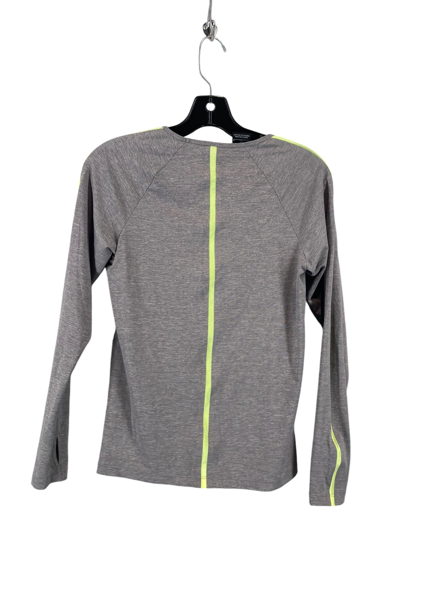 Athletic Top Long Sleeve Collar By Nike In Grey, Size: S