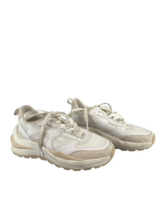 Shoes Sneakers By Jennifer Lopez In White, Size: 7