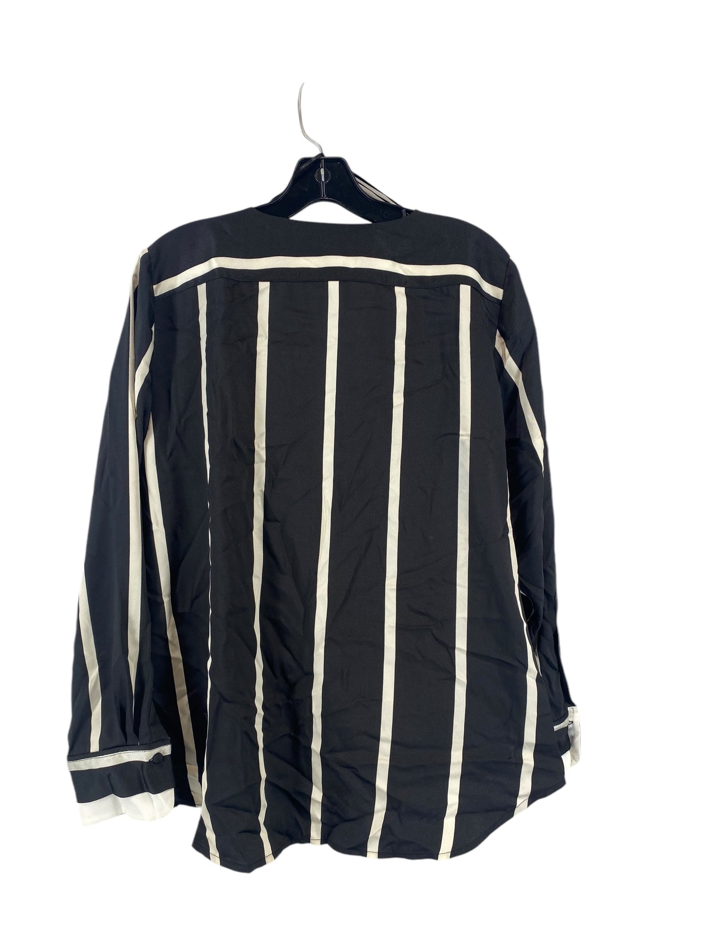 Top Long Sleeve By Vince Camuto In Black & White, Size: L