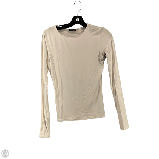 Top Long Sleeve By Cme In White, Size: M