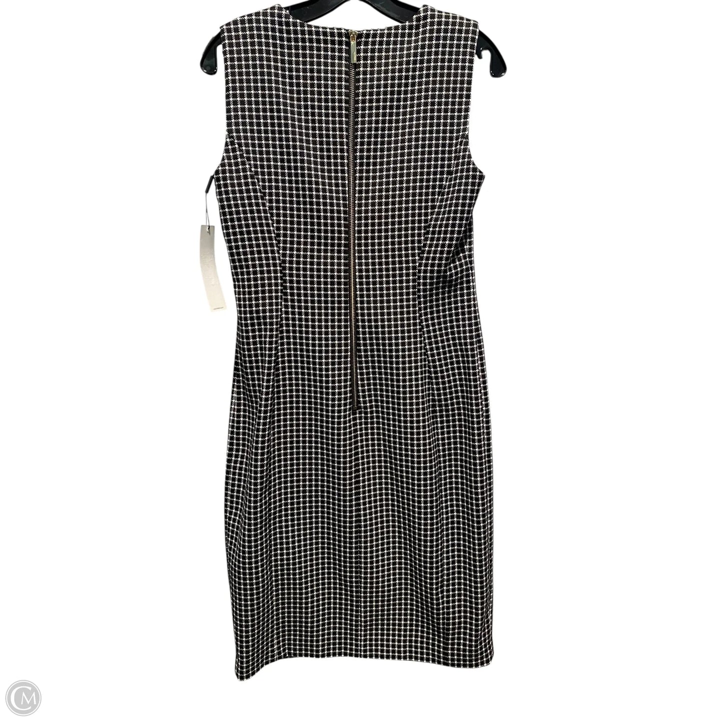 Dress Casual Short By Calvin Klein In Checkered Pattern, Size: 10