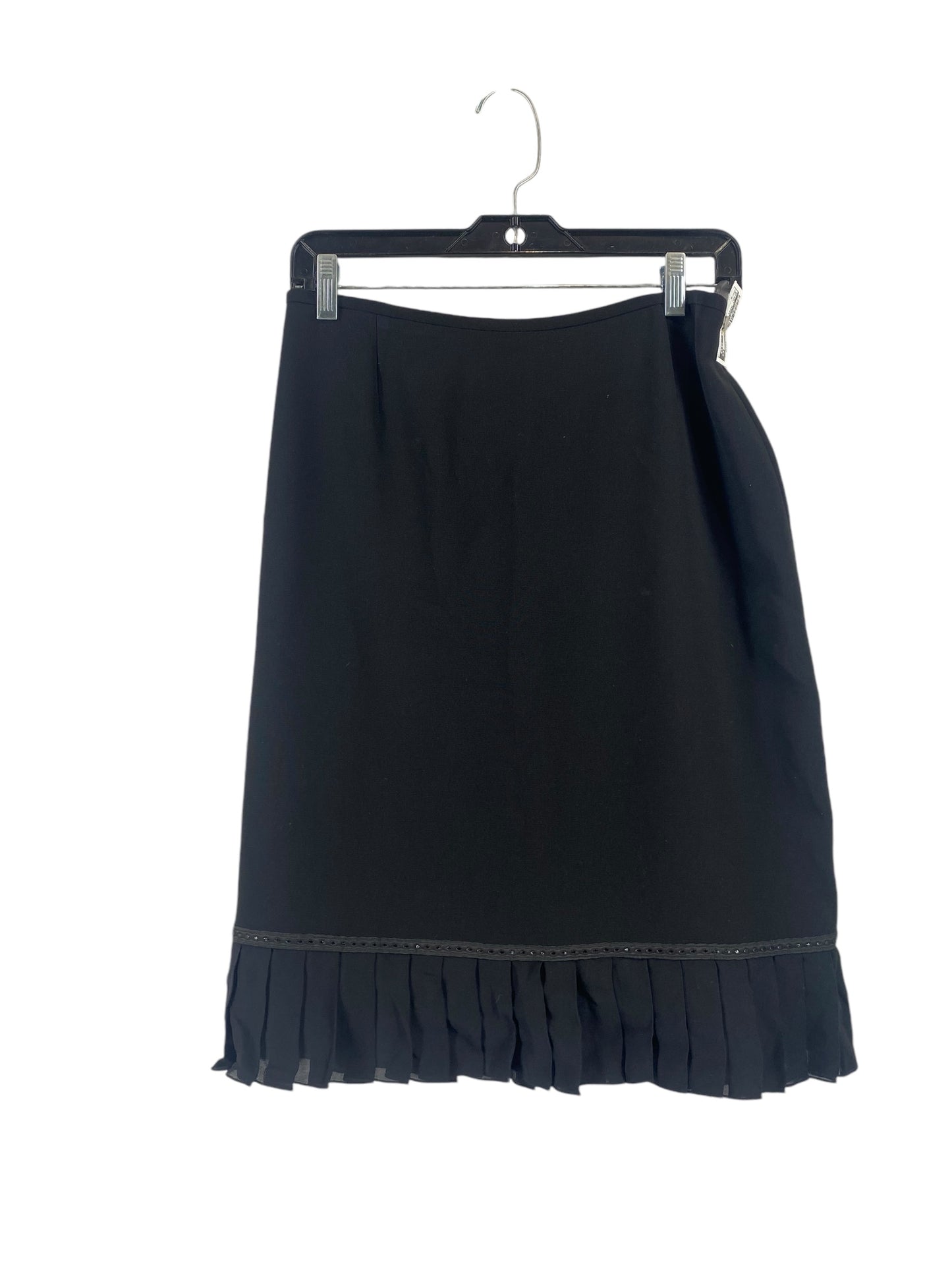 Skirt Mini & Short By Clothes Mentor In Black, Size: 6