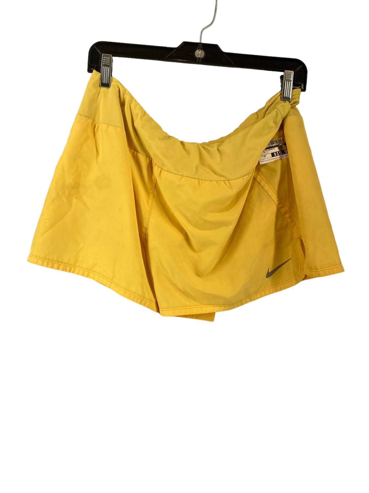 Yellow Athletic Shorts Nike, Size Xl