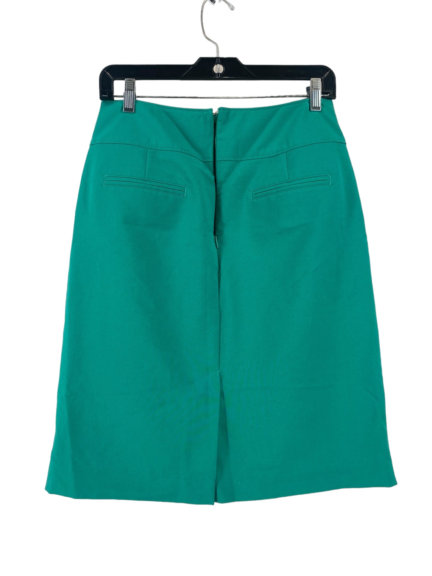 Green Skirt Mini & Short Worthington, Size 8