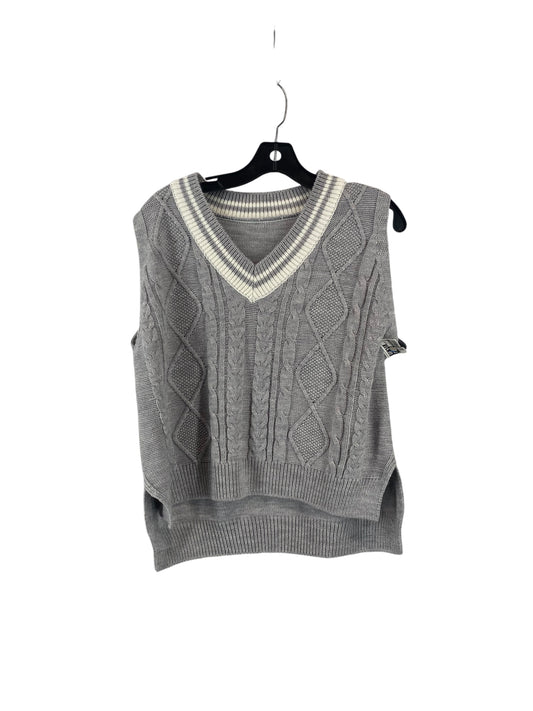 Vest Sweater By Clothes Mentor In Grey, Size: L