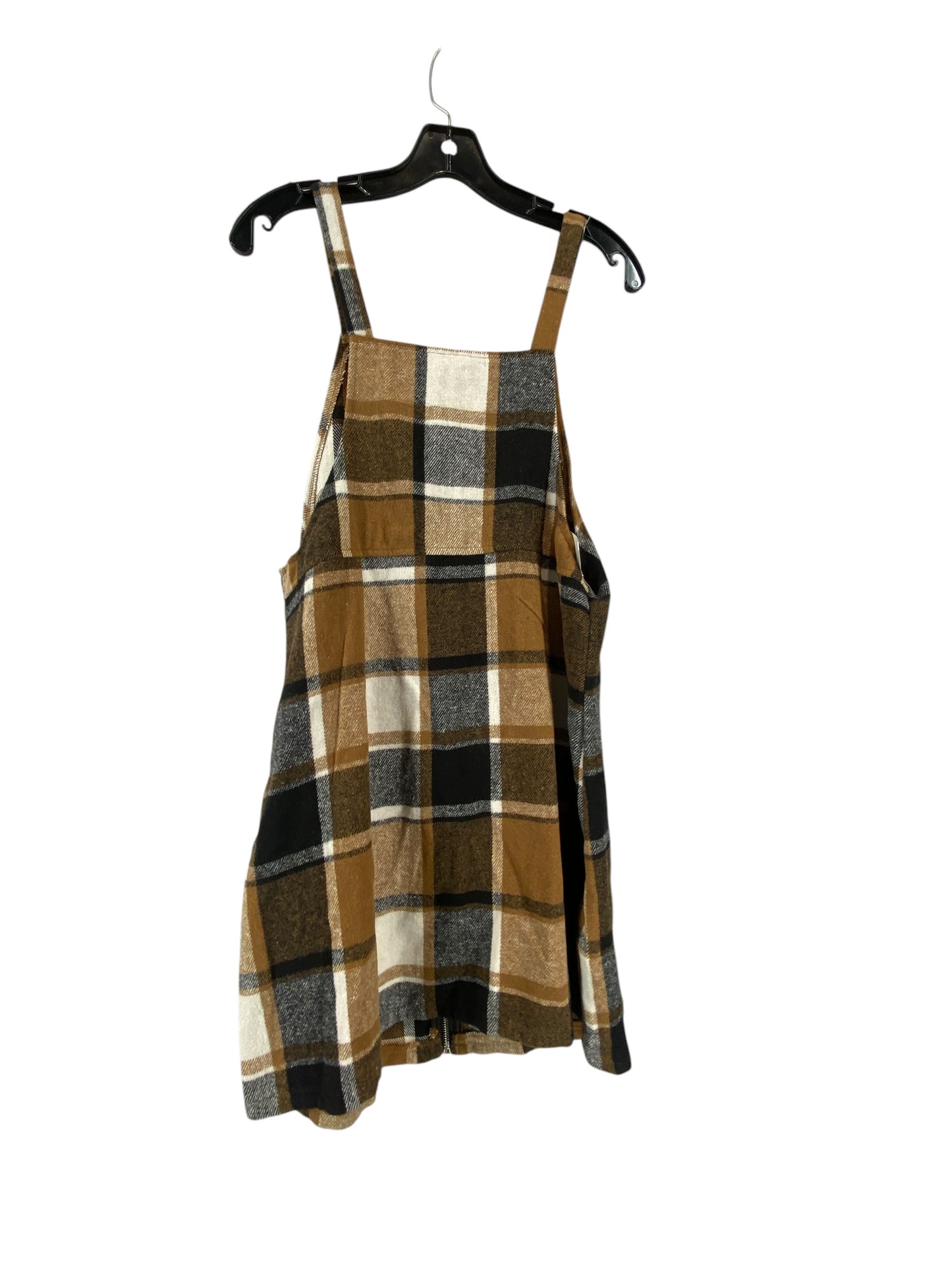 Dress Casual Short By Clothes Mentor In Plaid Pattern, Size: L