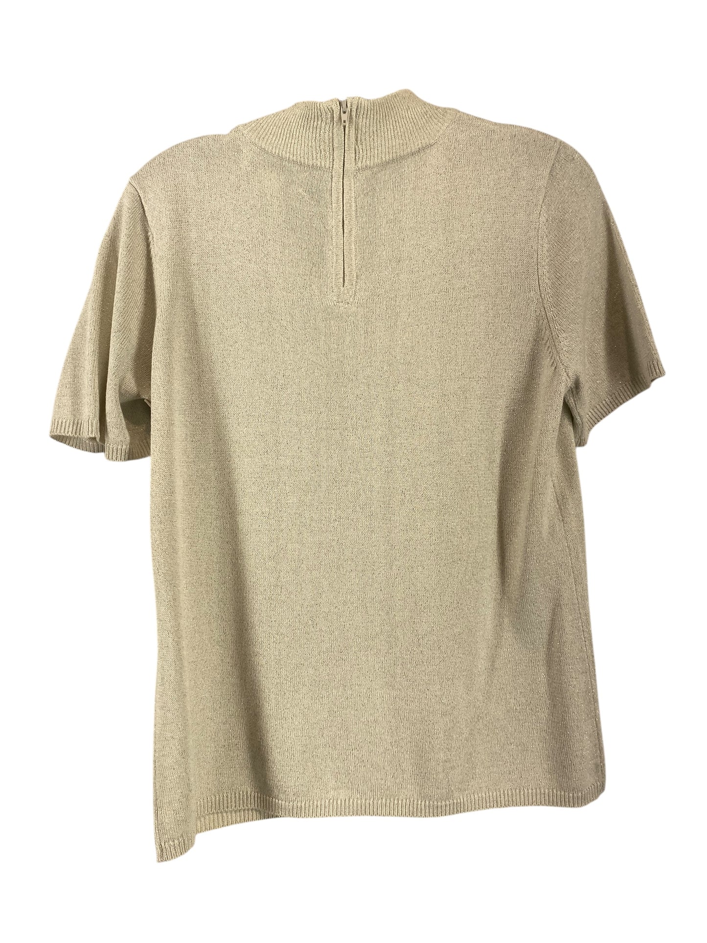 Top Short Sleeve By Clothes Mentor In Gold, Size: M