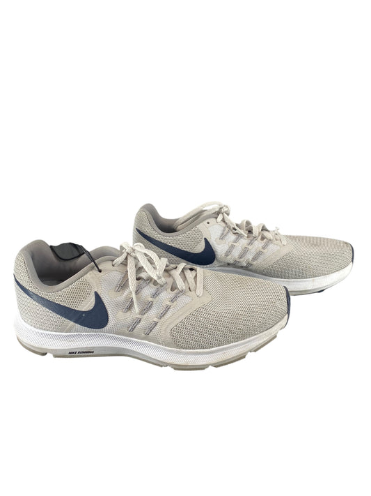 Shoes Athletic By Nike In Grey, Size: 9.5