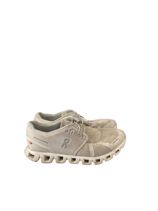 Shoes Athletic By Clothes Mentor In Beige, Size: 8.5