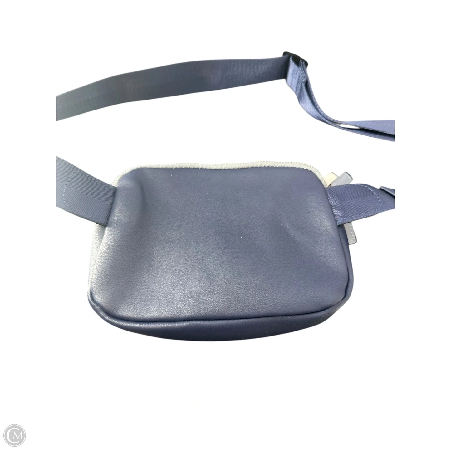 Crossbody By Clothes Mentor, Size: Small
